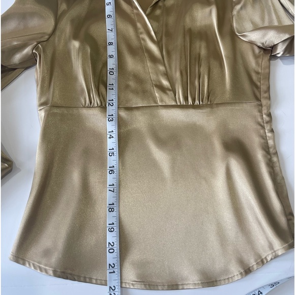 BCX gold satin blouse size S stunning worn only once and dry cleaned - Picture 3 of 7